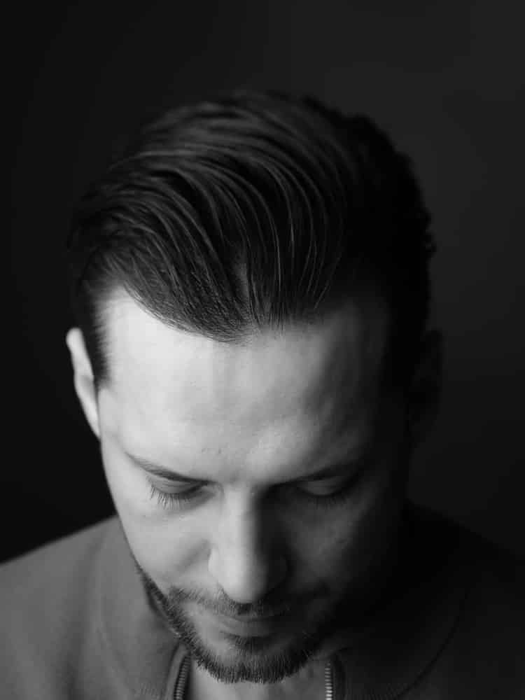 Tilt-Shift Portrait – Plane of Focus Parallel to Head Posture