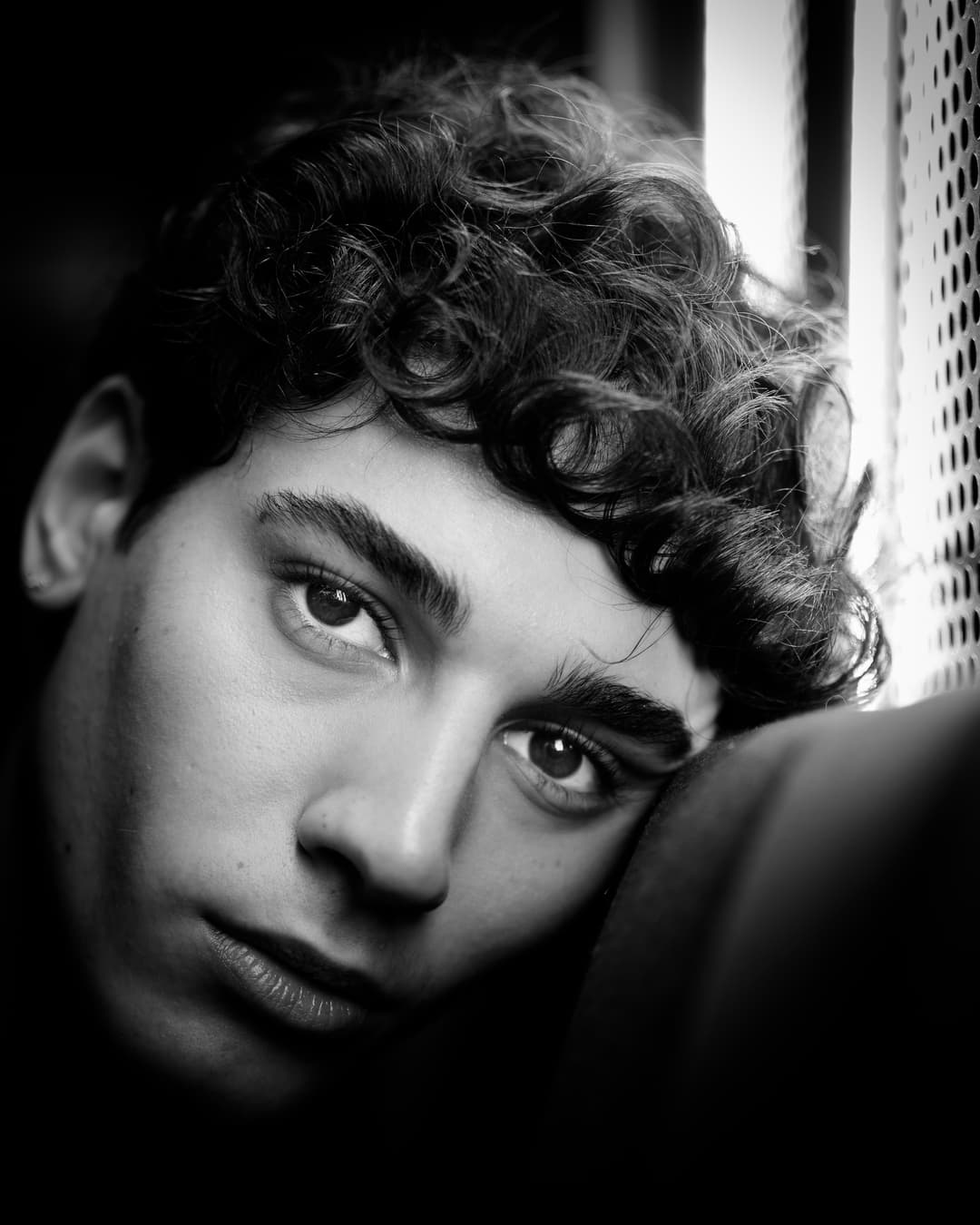 Portrait - Curls